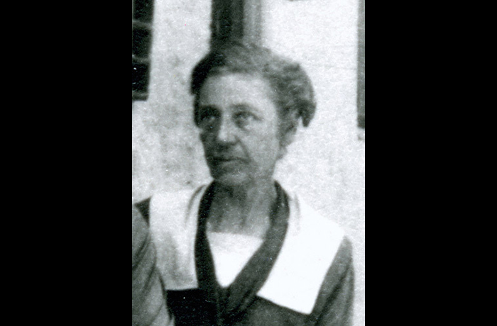 To Anyone, Anywhere: Isabel Roberts and Critical Thinking